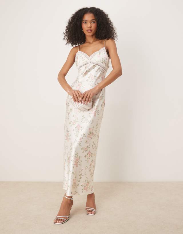 Gina Tricot satin maxi dress with lace trim in white floral | ASOS