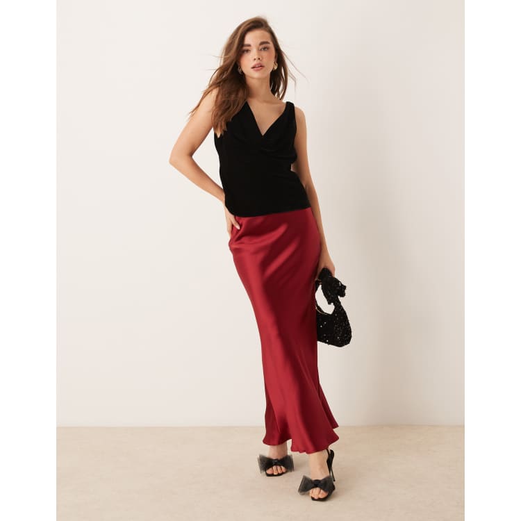 【PORTERNA】Marron long skirt Gina Tricot satin maxi skirt with back hem flare detail in
