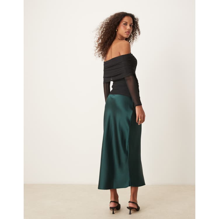 207732116-1-darkgreen?$n_750w$