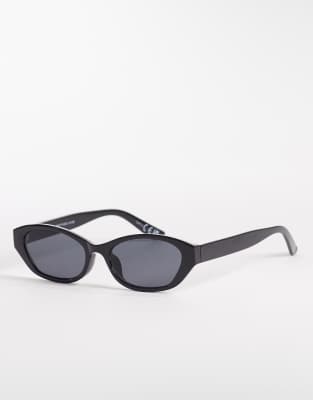 Gina Tricot - Schmale Cat-Eye-Sonnenbrille in Schwarz