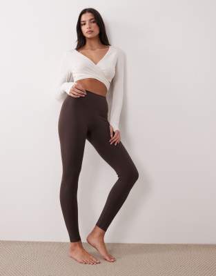 Gina Tricot Seamless Soft High Waist Leggings In Brown