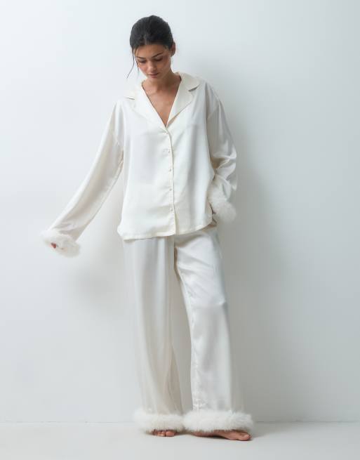 Gina Tricot set med pyjamatopp med pälsimitation i offwhite, 3 av 5
