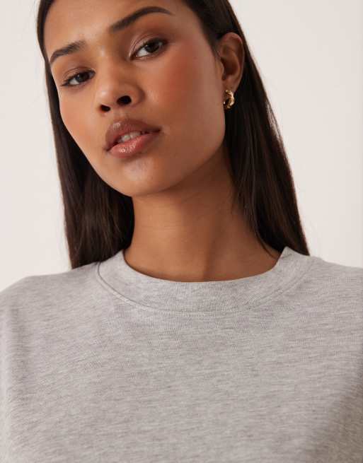 Gina Tricot short sleeve boxy t-shirt in light heather gray, 3 of 4