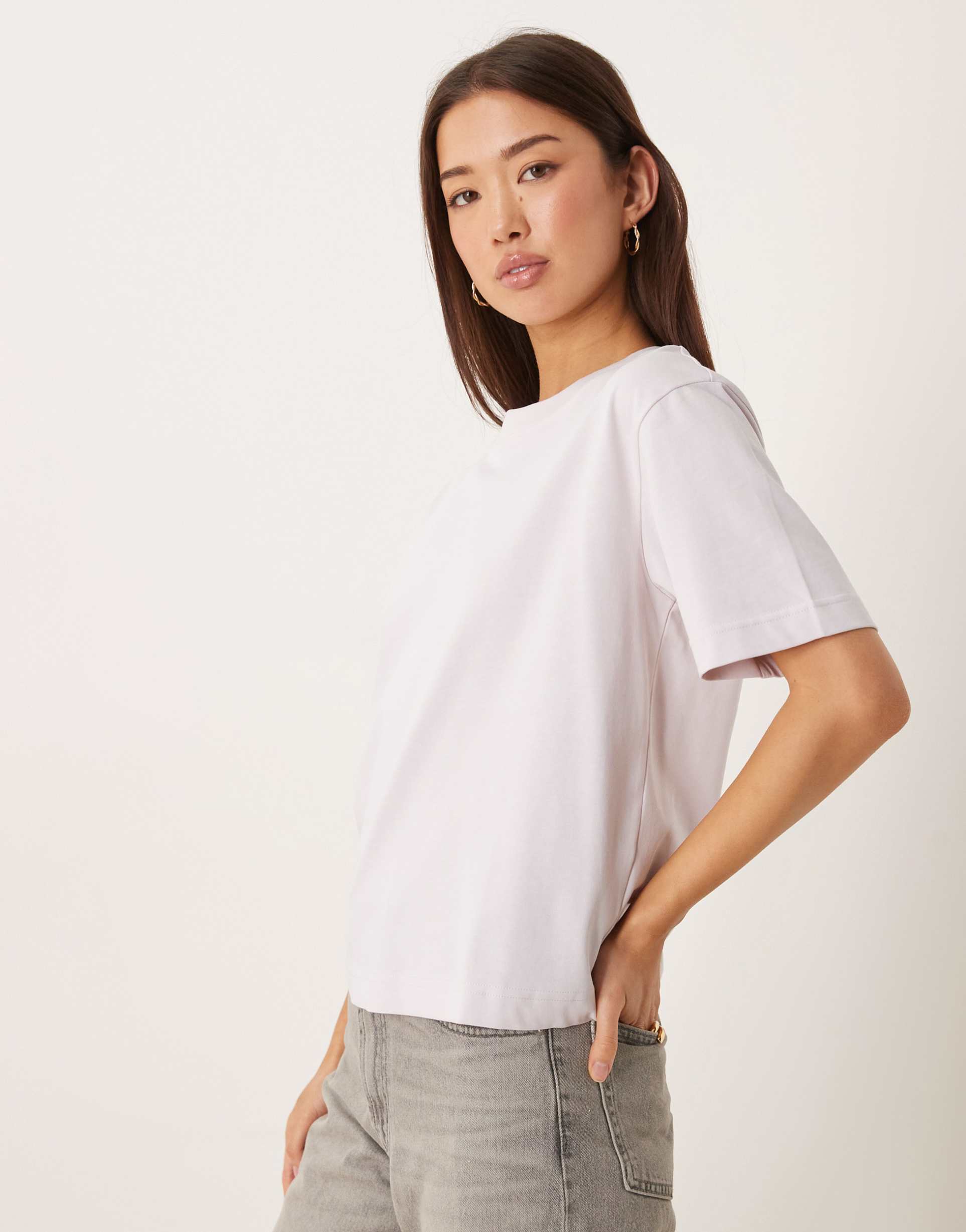 gina tricot short sleeve boxy t-shirt in light lavender purple
