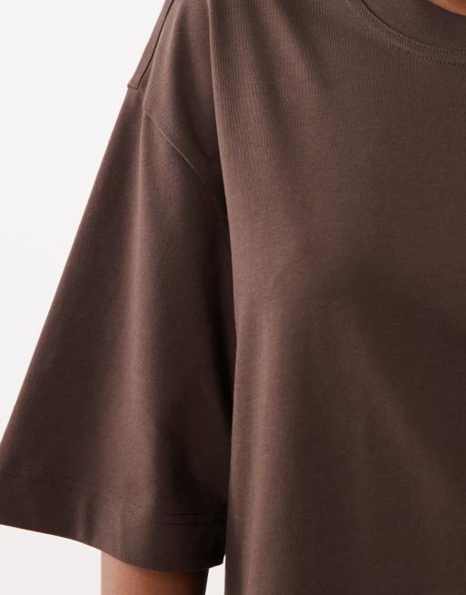 Gina Tricot short sleeve boxy tee in brown, 4 of 4