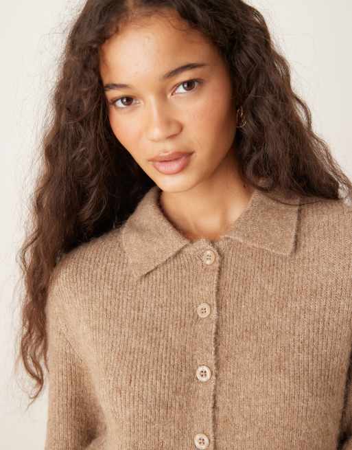 Gina Tricot short sleeve collar button through knitted mini dress in beige, 3 of 4
