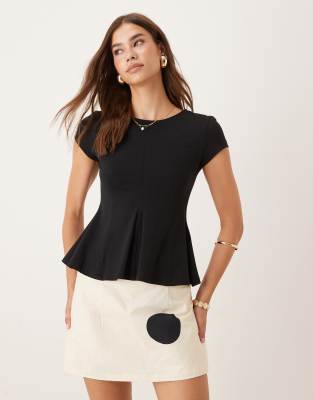 Gina Tricot Short Sleeve Jersey Peplum Top In Black