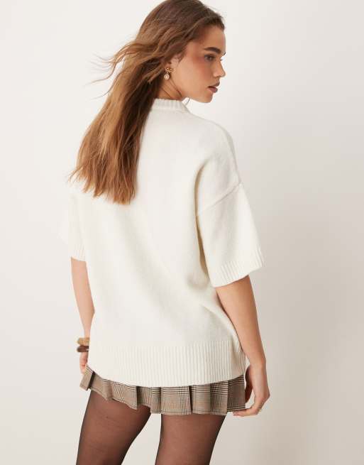 Gina Tricot short sleeve knitted oversized sweater in warm white, 4 of 4