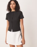 [GINA TRICOT] Gina Tricot short sleeve rib button-front top in black M BLACK