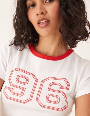 GINA TRICOT SHORT SLEEVE SLIM FIT NUMBER 96 PRINT TEE WITH RED TRIM 
