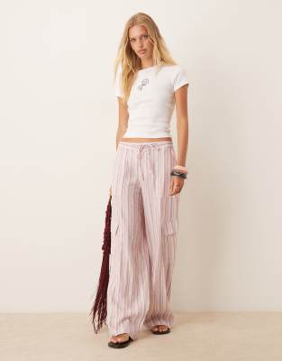 Gina Tricot Short Sleeve Slim Fit Seashell Print Tee