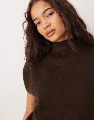 Gina Tricot Slim Fit Short Sleeve Funnel Neck Knit Wool Alpaca Blend Top In Brown