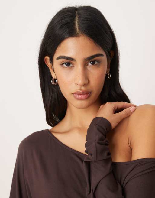Gina Tricot soft slouchy loungewear top in chocolate plum, 3 of 4