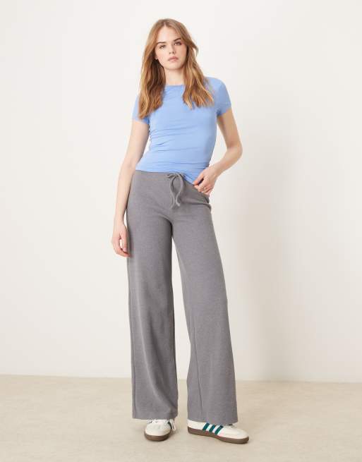 Gina Tricot Soft Touch jersey short sleeve top with round neck in blue, 4 of 4