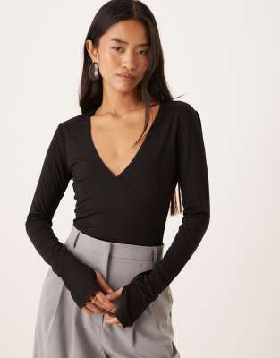 Gina Tricot Soft Touch Long Sleeve V Neck Top In Black