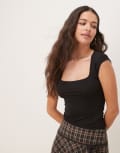 [GINA TRICOT] Gina Tricot soft touch short sleeve low scoop neck top in black L Black