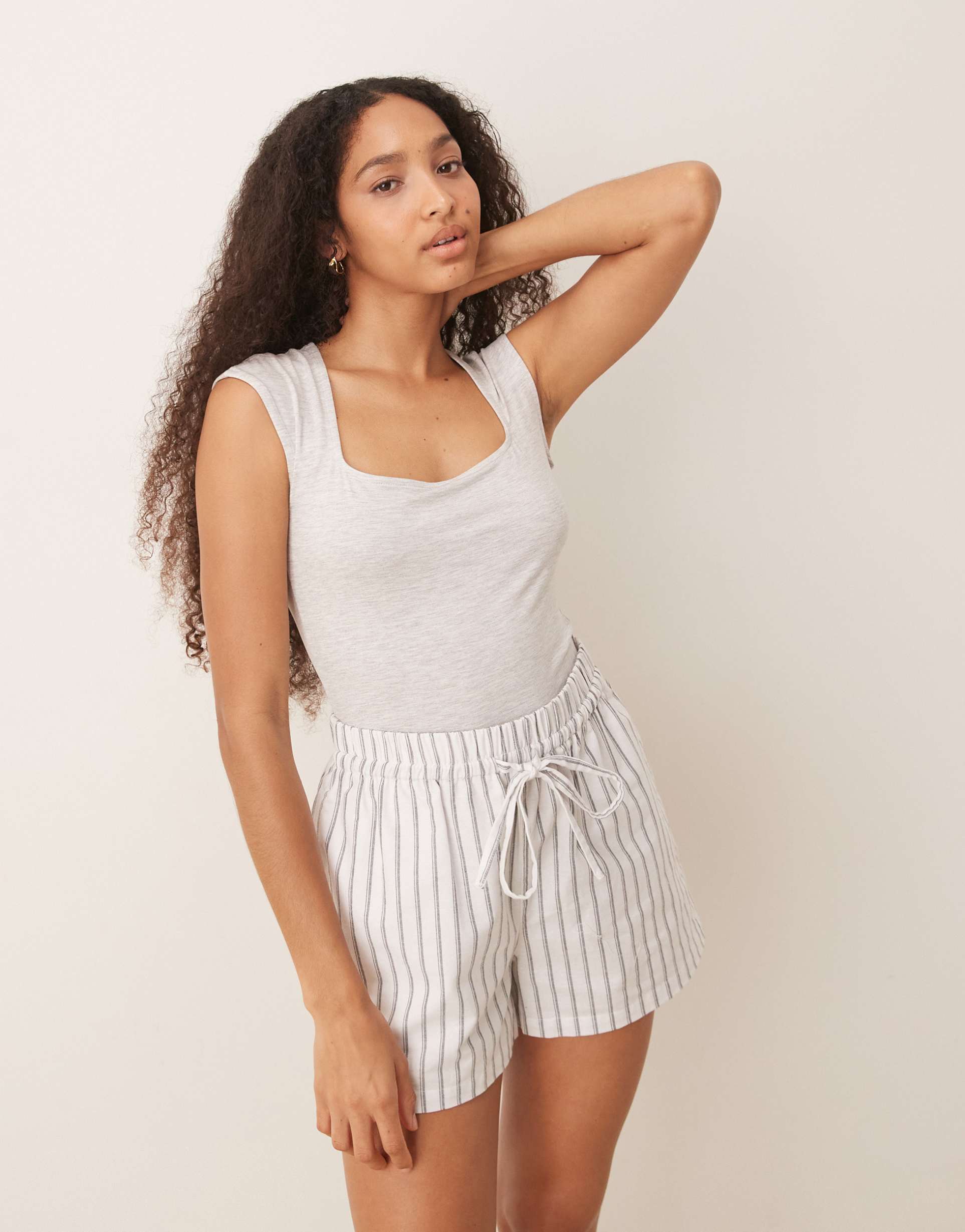 gina tricot soft touch short sleeve low scoop neck top in light heather gray