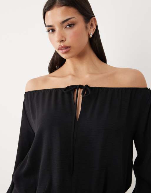 Gina Tricot - Sort offshoulder-minikjole med lange ærmer og flæser, 3 af 4