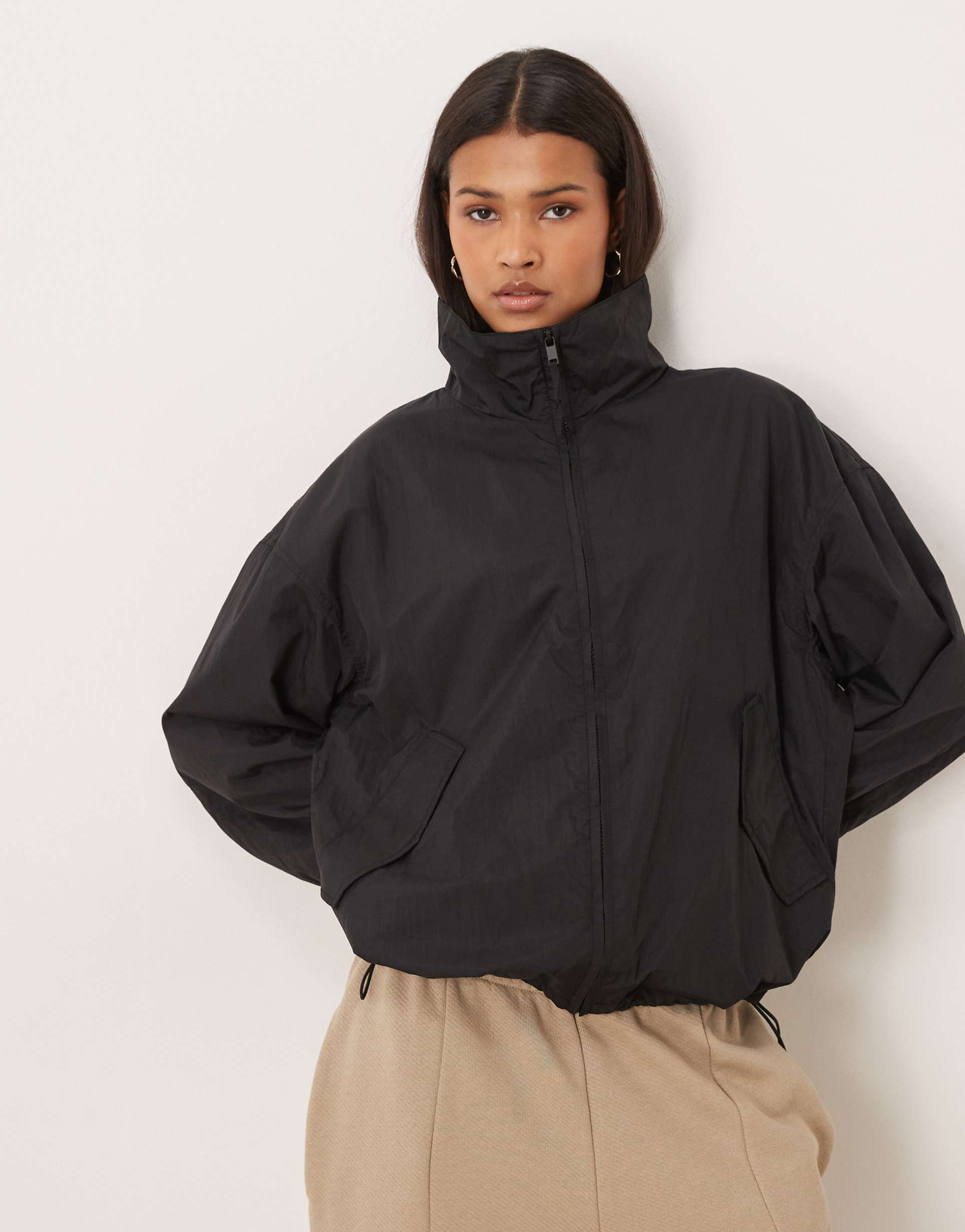 gina tricot sporty windbreaker short jacket in black