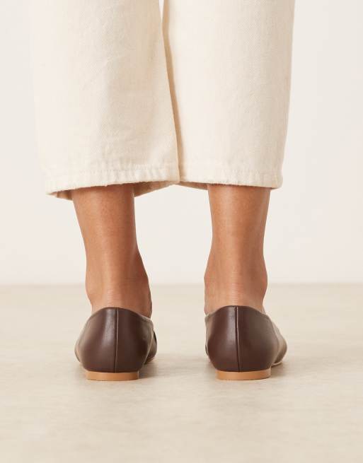 Gina Tricot square toe ruched ballet flats in dark brown, 3 of 4