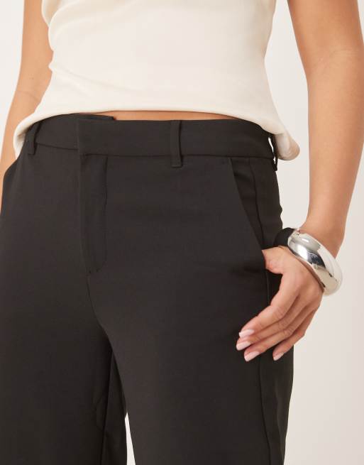 Gina Tricot straight leg tailored trousers in black, 3 of 5
