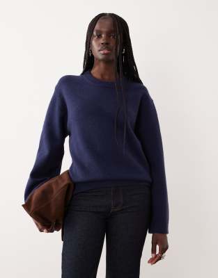 Gina Tricot - Strickpullover in Marineblau mit Rundhalsausschnitt und weiten Ärmeln, exklusiv bei ASOS