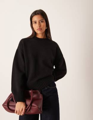 Gina Tricot - Strickpullover in Schwarz mit Rundhalsausschnitt und weiten Ärmeln