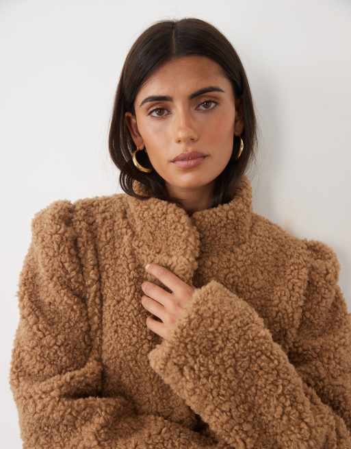 Gina Tricot strukturerad borg-kappa i camel, 2 av 4