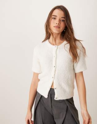 supersoft textured knit short sleeve cardigan in off white