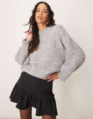 Gina Tricot - Superweicher Oversize-Strickpullover in meliertem Grau