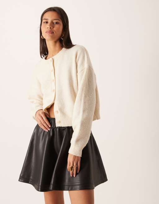 Gina Tricot – Svart minikjol i PU, 2 av 5