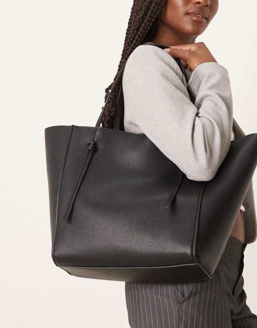 Gina Tricot – Svart, oversize toteväska i läderimitation , 2 av 4