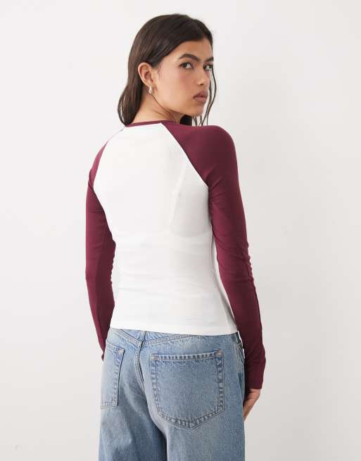 Gina Tricot t-shirt a maniche lunghe a contrasto bianca e bordeaux, 4 di 4
