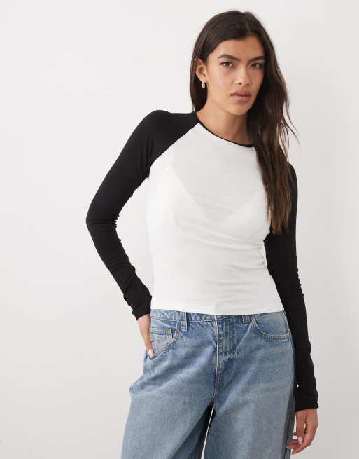 Gina Tricot t-shirt a maniche lunghe a contrasto bianca e nera, 3 di 4