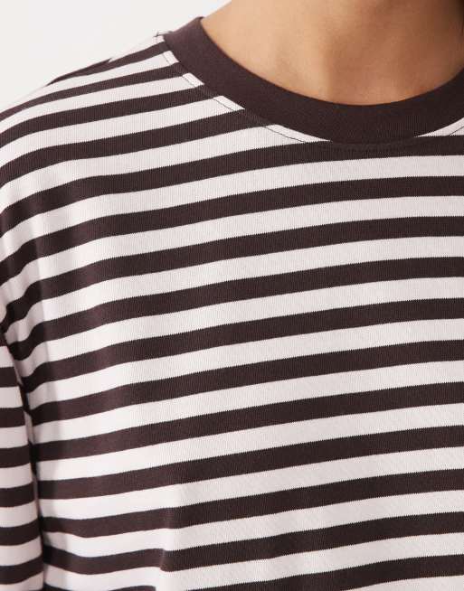 Gina Tricot T-shirt squadrata a maniche corte a righe marroni e bianche, 2 di 4