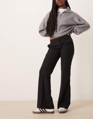 tailored low waist relaxed bootcut pants in black