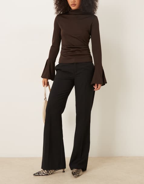 Gina Tricot tailored low waist relaxed bootcut pants with front pleats in black - view 1