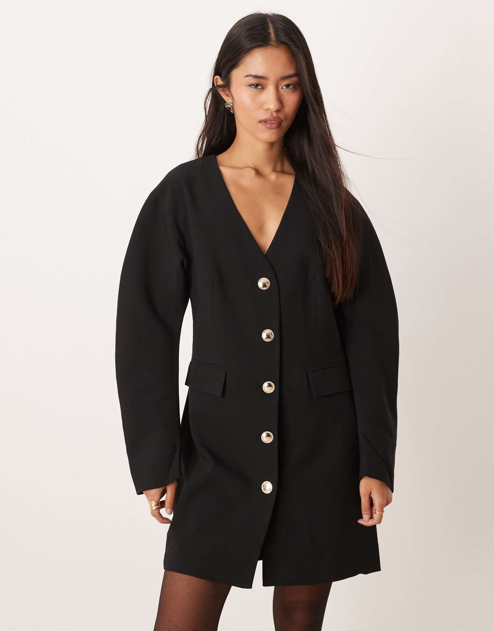 Сшитое на заказ мини-платье из трикотажа Gina черного цвета