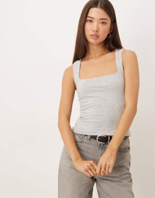 Gina Tricot - Tanktop in Grau meliert mit eckigem Ausschnitt