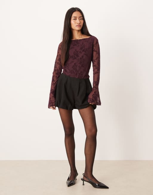 Gina Tricot - Top à fleurs avec manches longues évasées - Bordeaux, 2 de 4
