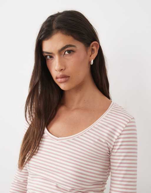 Gina Tricot top a righe rosa con scollo a V e maniche a tre quarti, 3 di 4