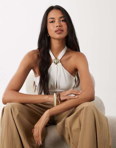 Gina Tricot - Top blanco hueso con cuello halter y detalle de concha marina - view 1