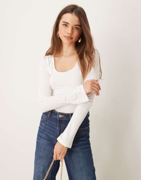 Gina Tricot - Top doux à manches longues et encolure dégagée avec poignets fendus - Blanc cassé - view 1