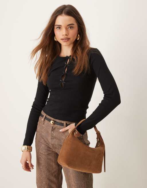 Gina Tricot - Top in jersey a maniche lunghe nero con fiocchi sul davanti