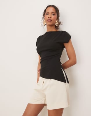 Top long asymétrique à manches courtes - Noir L