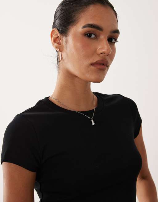 Gina Tricot top med rund hals i sort, 3 af 4
