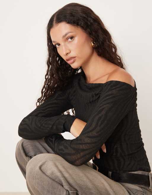 Gina Tricot - Top monospalla con manica lunga effetto asimmetrico nero, 3 di 4