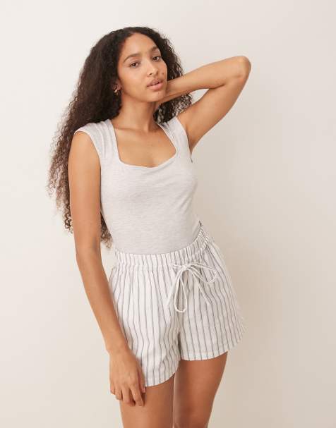 Gina Tricot - Top morbido al tatto a maniche corte con scollo rotondo ampio grigio chiaro mélange - view 1