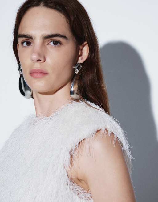 Gina Tricot top sans manches duveteux blanc cassé, 3 de 4
