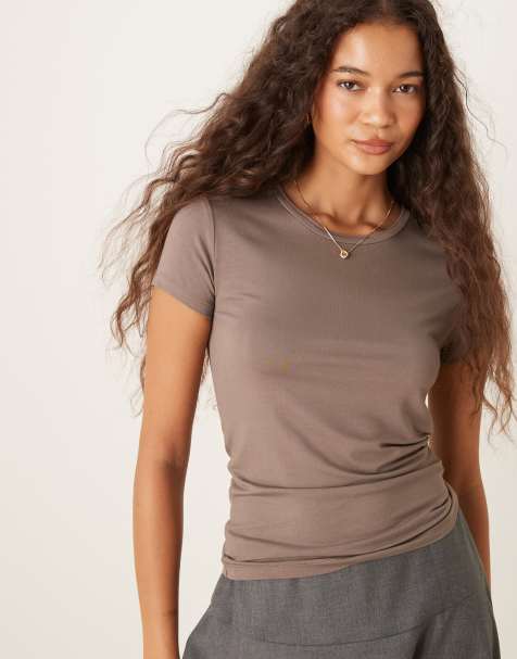 Gina Tricot - Top van zachte jersey met korte mouwen en ronde hals in paddenstoelbruin - view 1